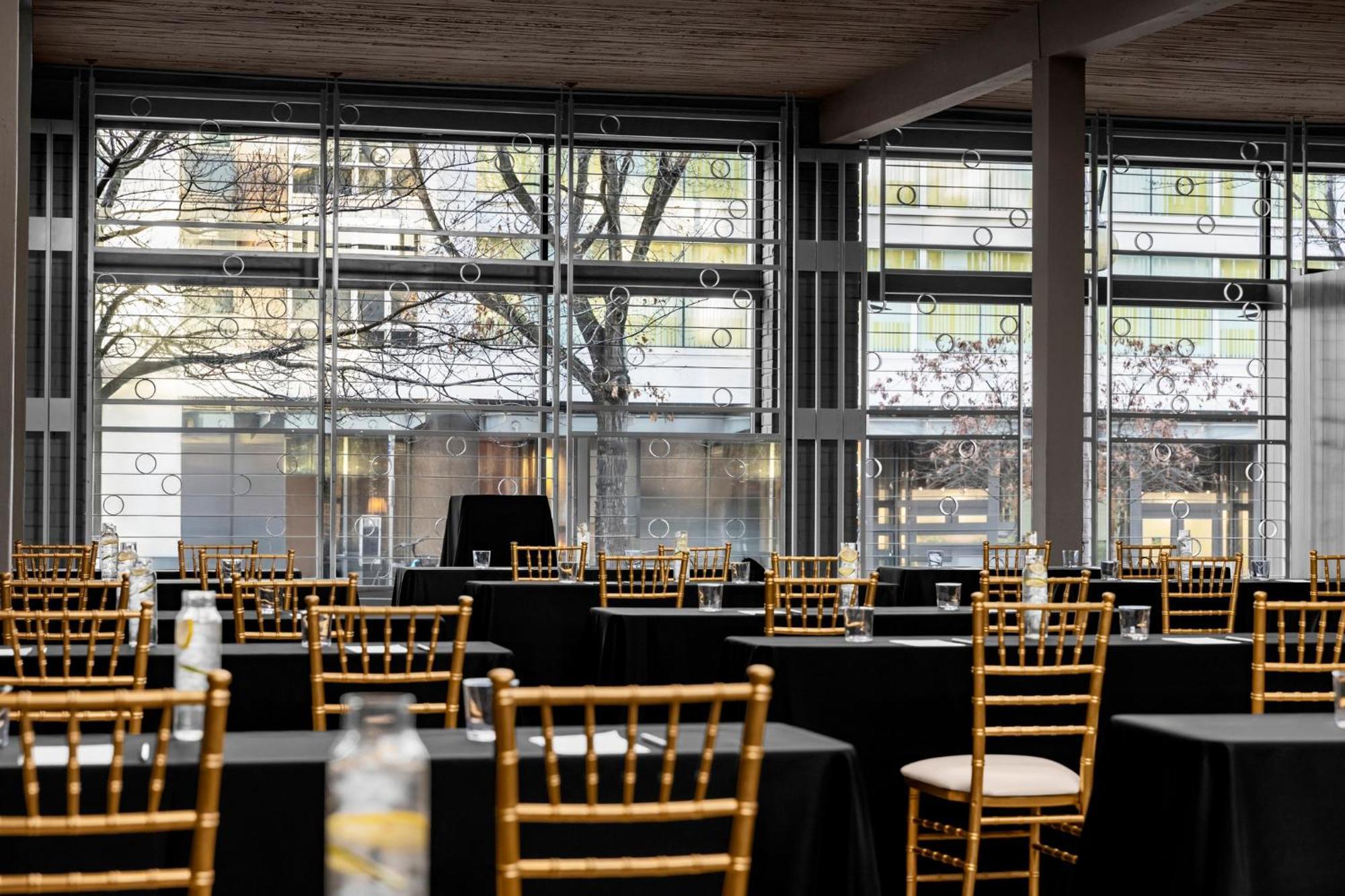 Kimpton Palladian Hotel, an IHG Hotel Seattle Bagian luar foto