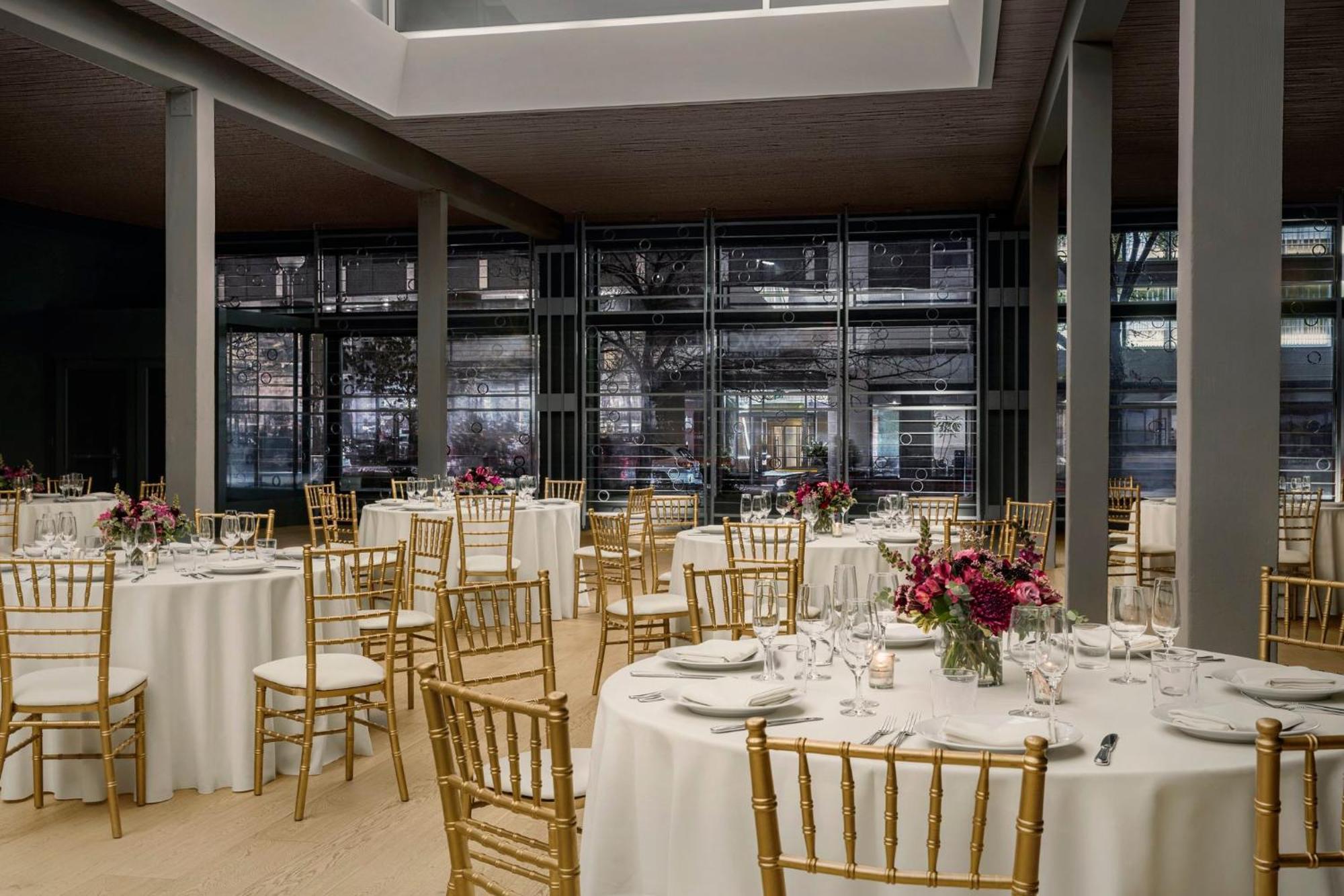 Kimpton Palladian Hotel, an IHG Hotel Seattle Bagian luar foto